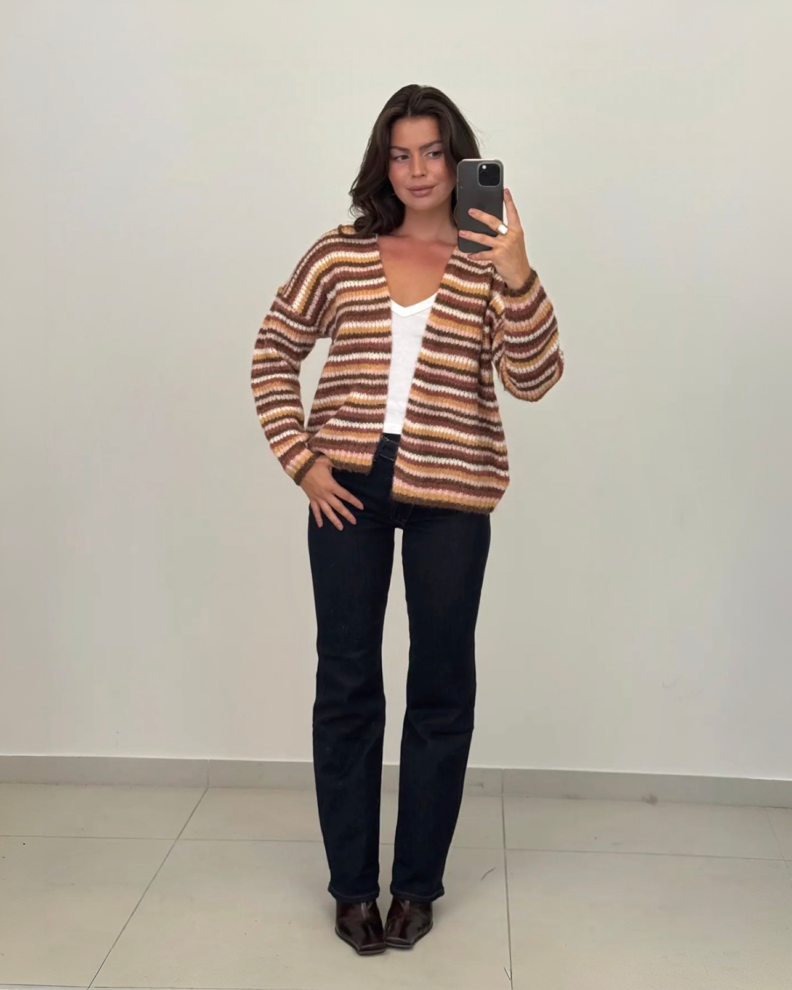 Cardigan "Elora" Div. Farben