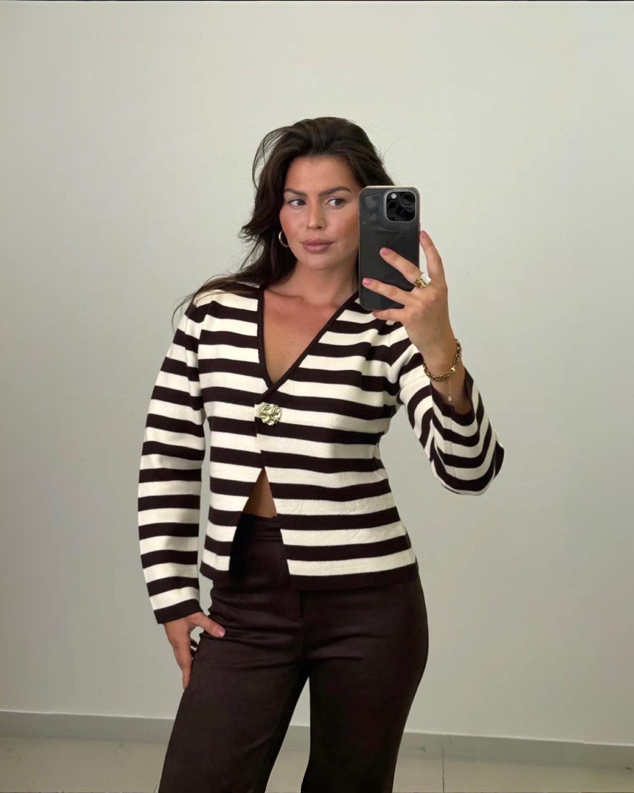 Cardigan "Daria" Div. Farben