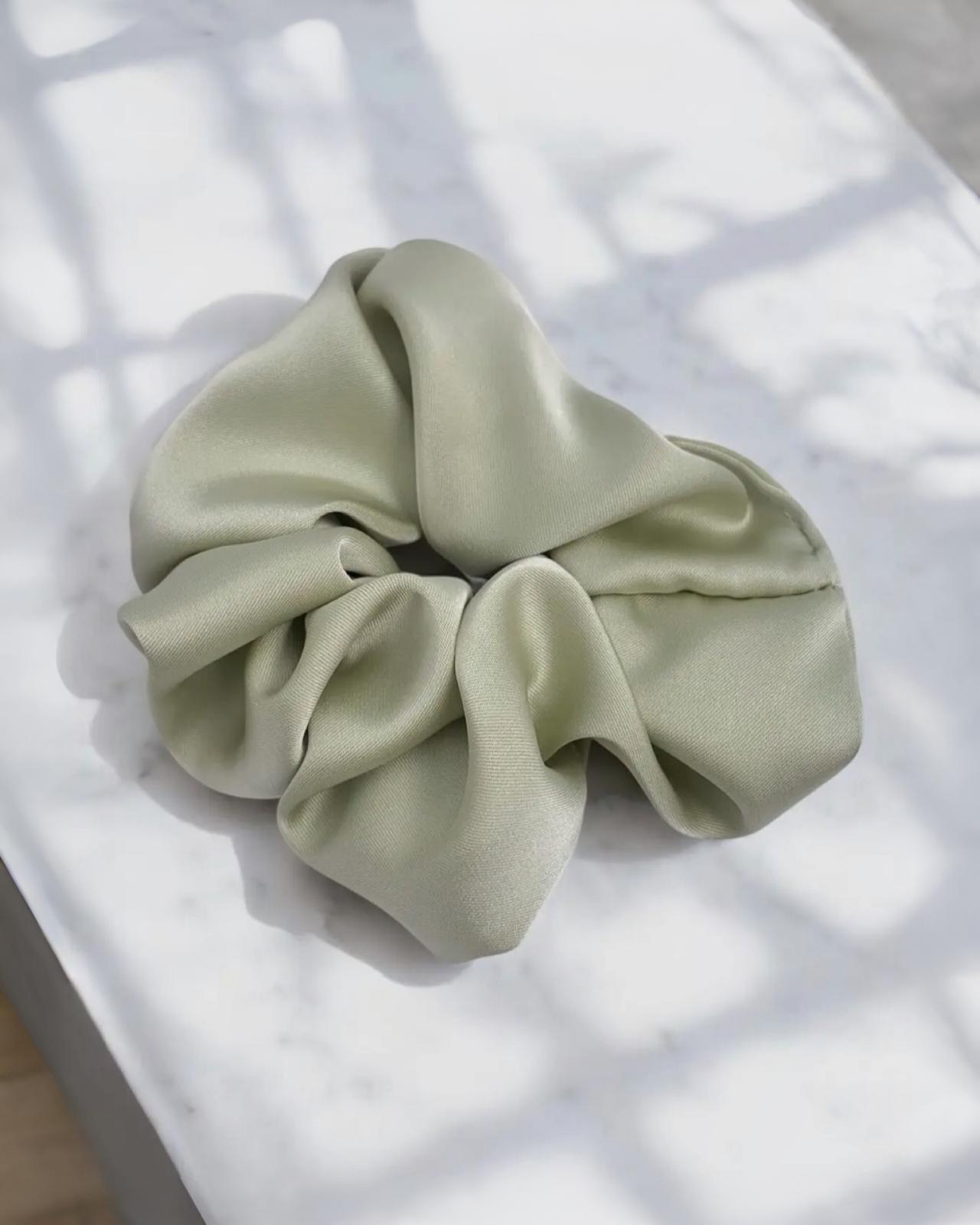 SCRUNCHIE "NINA" PASTELLGRÜN