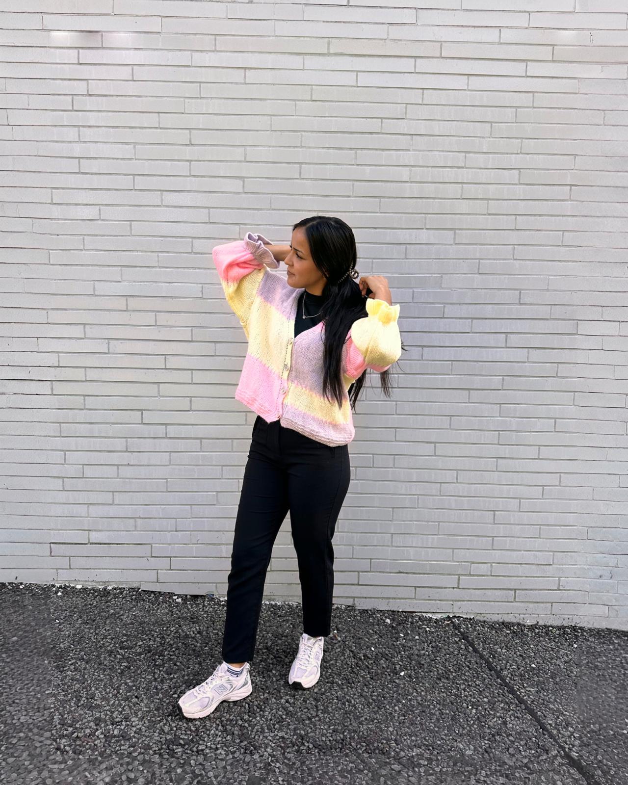 Cardigan "Nova" Div. Farben