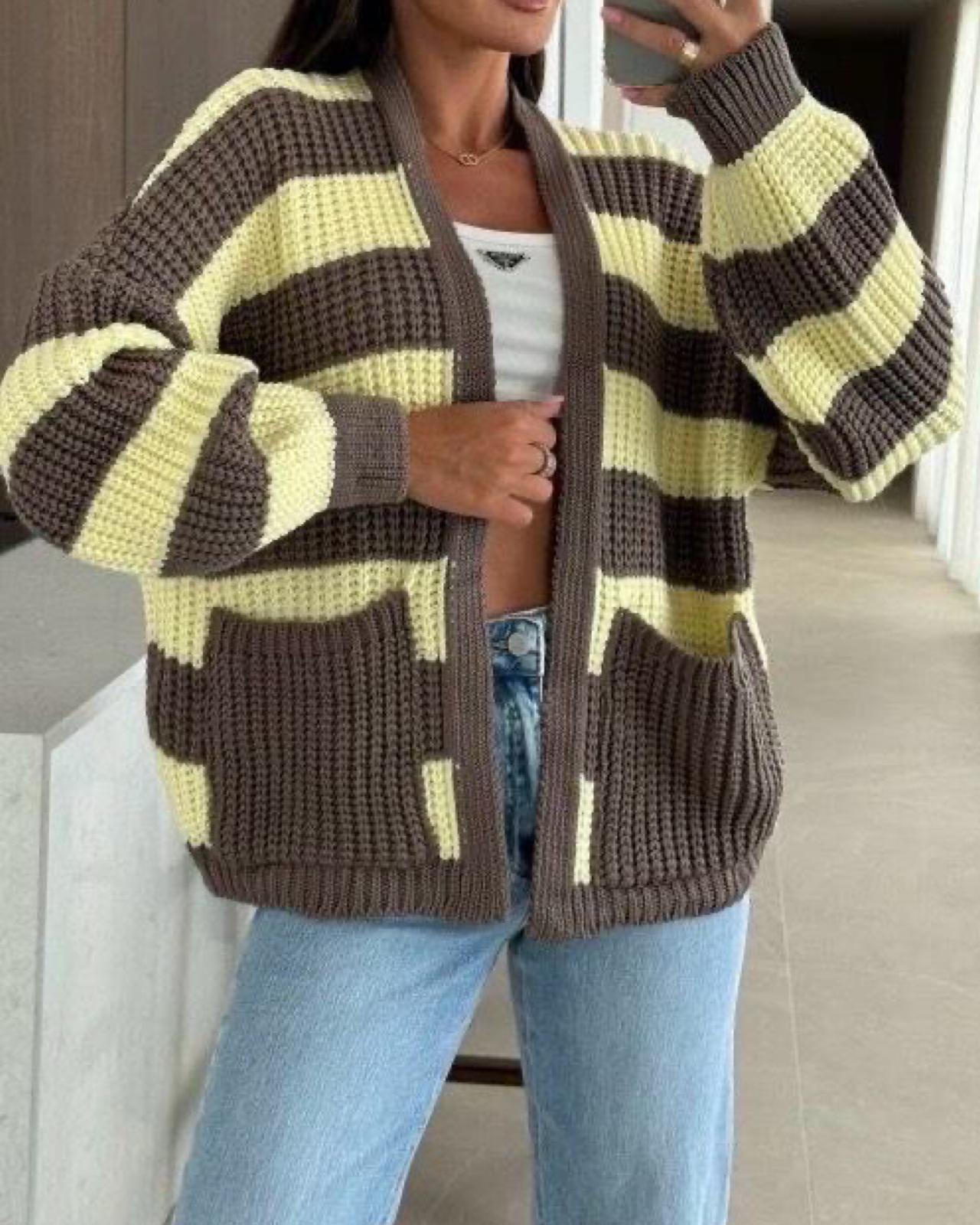 Strickjacke "Evie" Div. Farben
