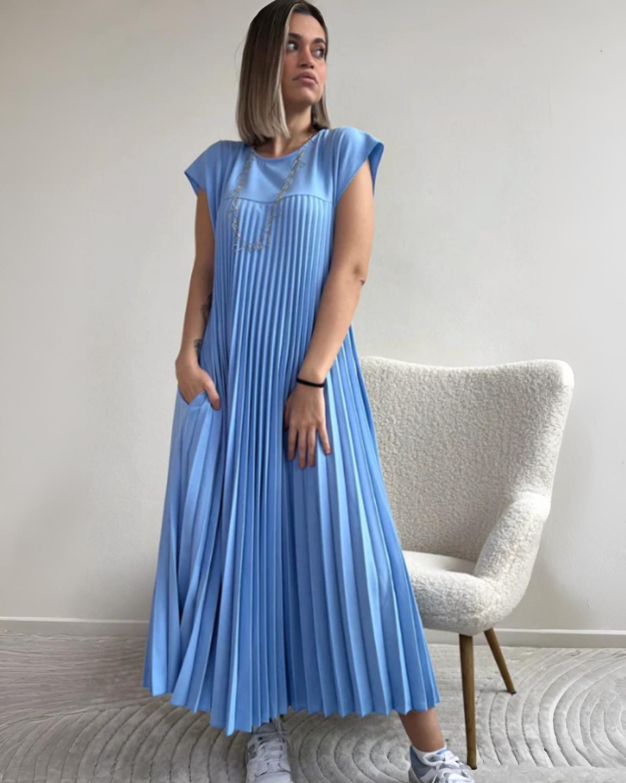 PLISSEE FLIESSKLEID "MILA" BABYBLAU